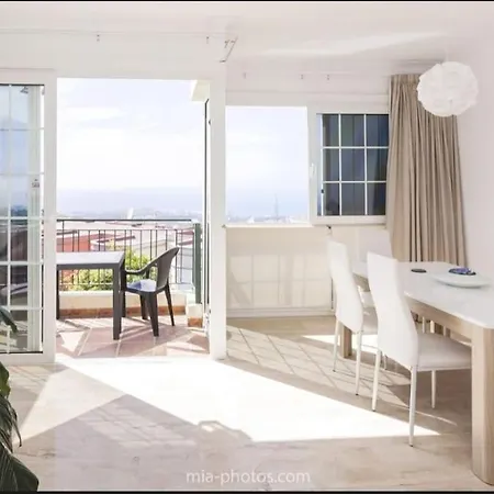 Private Pool 'villa Vibe Tenerife' Sunset & Ocean View Holiday home *